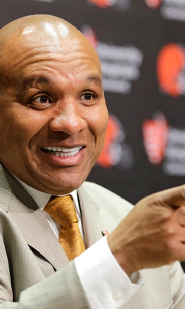 Undaunted by challenge, Hue Jackson takes on Browns